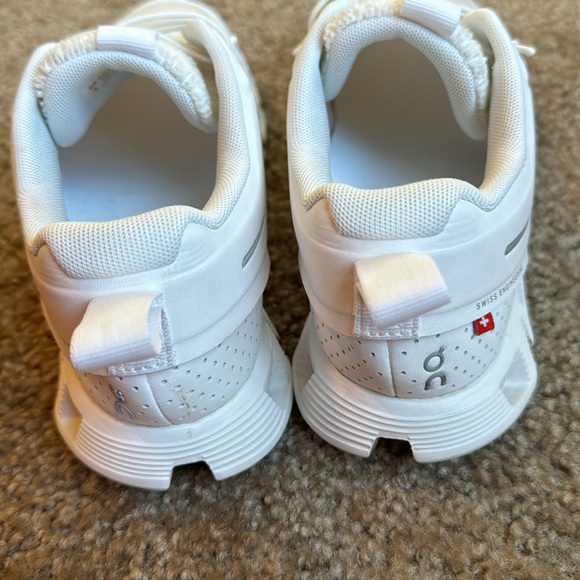 On Cloud 5 Terry - size US7 - Picture 7 of 12